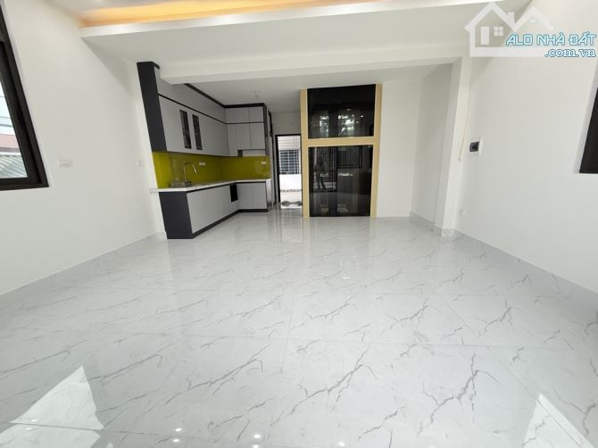 BÁN NHÀ PHỐ VƯƠNG THỪA VŨ DTSD 50m-6 TẦNG-THANG MÁY-3 BƯỚC CHÂN RA MẶT PHỐ-GIÁ NHỈNH 16 TỶ - 3
