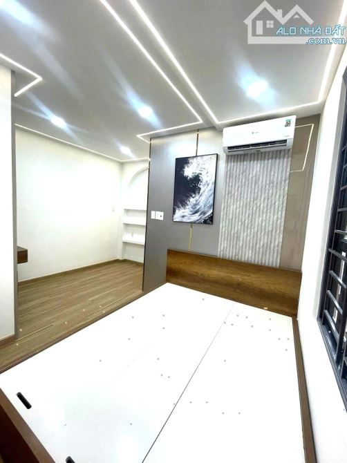 Bán nhà căn góc Đỗ Tấn Phong PN, 4 tầng, full nội thất xịn sò, mặt tiền khủng, chỉ 4.x tỷ - 3