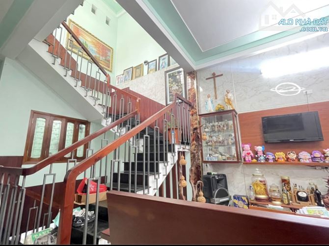 CHUYỂN NHƯỢNG NHÀ 3 MÊ NGUYÊN 94m2 N:4,1m, MẶT TIỀN KINH DOANH PHAN ĐÌNH PHÙNG, QUI NHƠN. - 3
