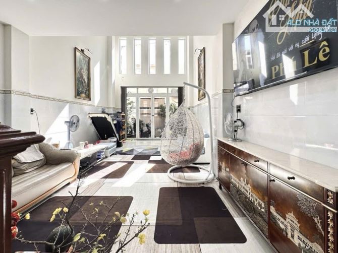 Nhà 63,6m2 5 tầng nở hậu 1 trục Hoàng Hoa Thám - Phan Đăng Lưu - xe hơi vào nhà - nhà mới - 3