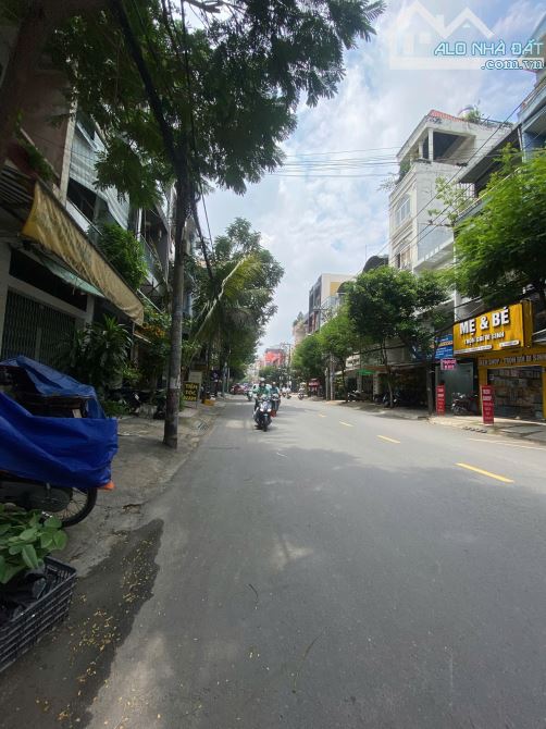 Cho thuê nhà 163 Nguyễn Hồng Đào, P14, TB. (DT: 4x16m) nhà 2 lầu. Giá thuê: 37 triệu/tháng - 3