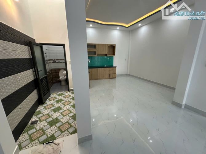 Bán nhà 2 tầng hẻm đường Phú Nông. Cách KĐT Vĩnh Điềm Trung chỉ 400. - 3