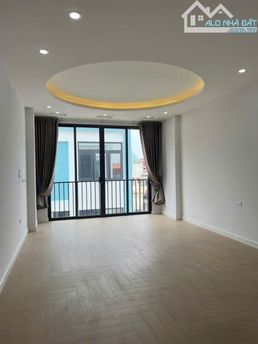B.Á.N NHÀ  LAI XÁ, GARA , Ô TÔ TRÁNH, THOÁNG TRƯỚC SAU ,  THANG MÁY NHẬP  43M2, 10 TỶ 6 - 1
