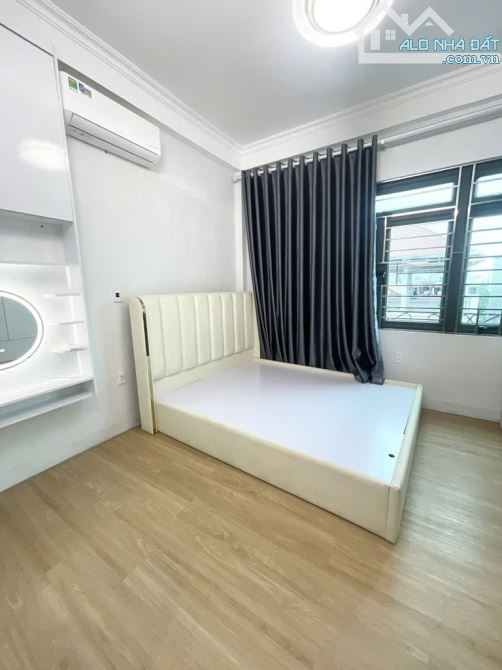 B.Á.N NHÀ SÁT LAI XÁ, Ô TÔ TRÁNH, THANG MÁY NHẬP , Ở VÀ KINH DOANH TỐT 43M2, 9 TỶ 39 - 3