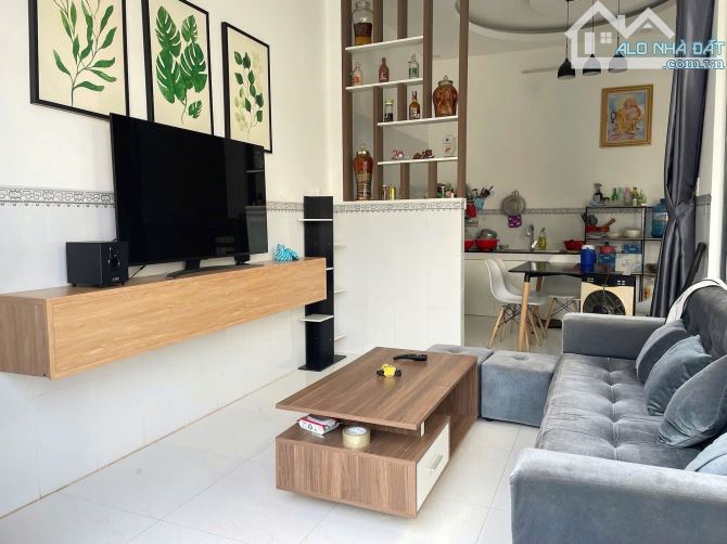 BÁN NHÀ GẦN ĐƯỜNG TRƯƠNG VĨNH NGUYÊN KDC HOÀNG QUÂN - 3