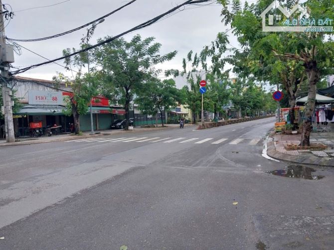 BÁN NHÀ GẦN MẶT TIỀN ĐƯỜNG LÊ VĂN KHƯƠNG - HẺM OTO, 2 SẸC DỄ TÌM - DÂN TRÍ TỐT - 2 TẦNG - - 3