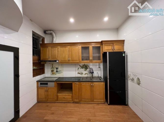 Bán nhà phố Thạch Bàn 45m2 4 tầng mặt tiền rộng, ô tô thông, giá chào 8,99 tỷ - 3