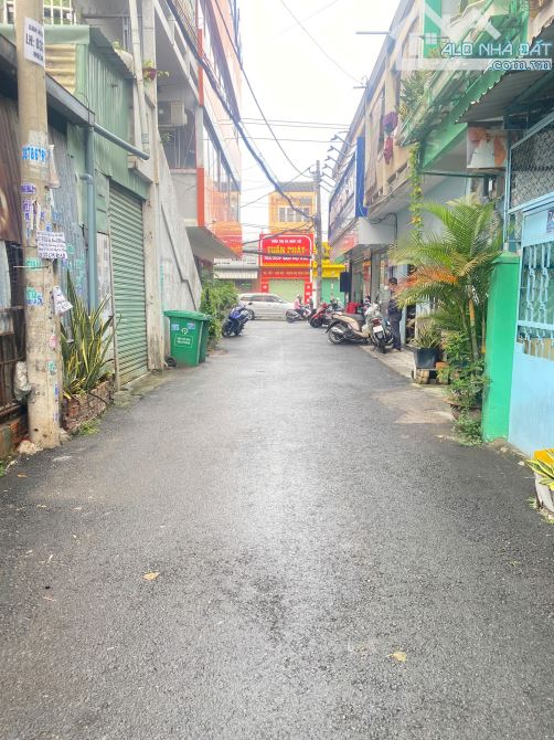 Bán Gấp Nhà Vip Linh Tây, chỉ 7.2 tỷ, Ô Tô Ngủ Trong Nhà, 50m2, 2PN - 3
