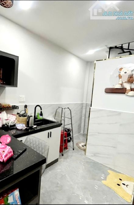 NHÀ SIÊU ĐẸP - GIÁ CỰC HỜI - VÌ CHỦ CẦN BÁN GẤP - 25M2 -BTÂN CHỈ 3.350 TỶ CÒN THƯƠNG LƯỢNG - 3