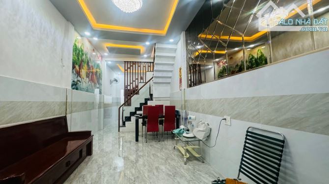 Nhà mới Đoàn Văn Bơ_ P16, Q4. DT 40m2 (3.2m/3.7m x 12.5m). 2 tầng. Giá 4.35 Tỷ. - 3