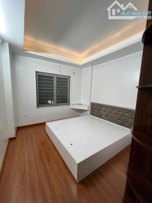 BÁN NHÀ RIÊNG 46m ,6 TẦNG THANG MÁY .XÃ ĐÀN ĐỐNG ĐA HÀ NỘI .GIÁ 10.9tỷ - 3