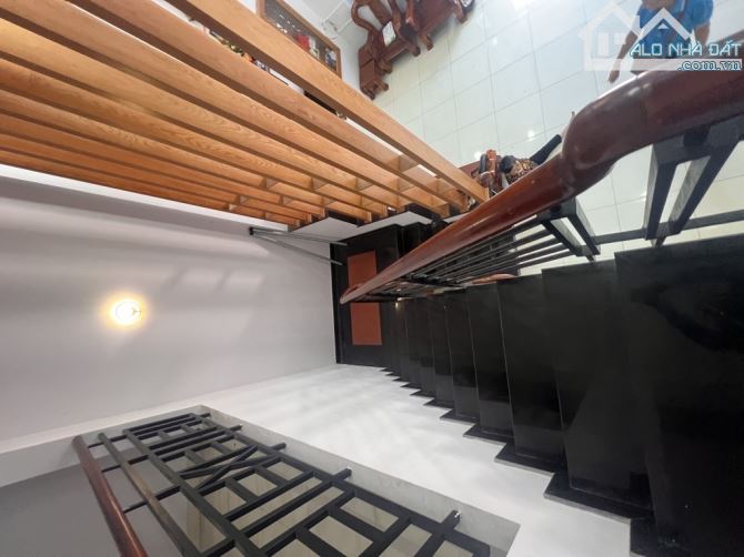 NHÀ OTO ĐẬU CỬA NGAY CHỢ GẤU TRỊNH THỊ DỐI HÓC MÔN-SÁT MT LÊ VĂN KHƯƠNG-5,7x17M-5,2 TỶ - 3
