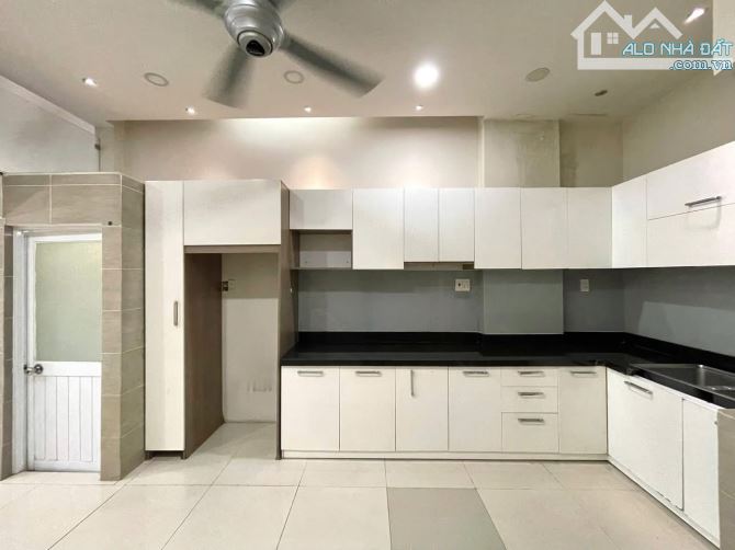 Nhà Hẻm Thống Nhất Dân Trí Cao Phường An Hội Đông TPHCM - 3