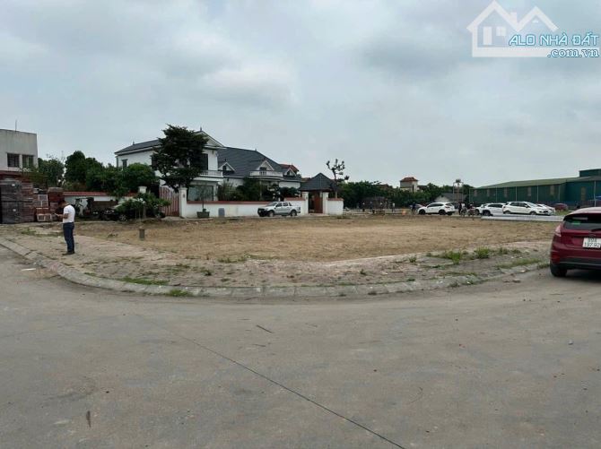 ✅✅ Chính chủ gửi bán 94m Đấu giá Đức Nhuận - Dạ Trạch, đường 13.5m giá chỉ 3x tr/m2   Diện - 3
