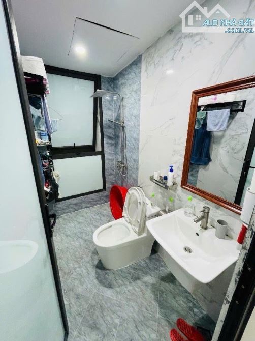 Bán nhà Khương Đình 34m2 , ngõ thông rộng ba gác tránh , nhiều tiện ích - 3
