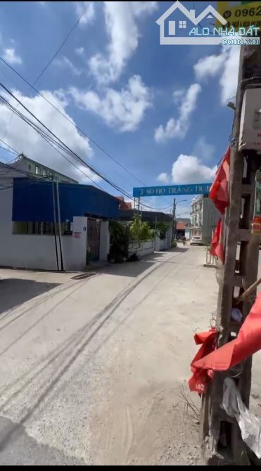 Cần tiền bán nhanh hoa hậu Tràng Duệ An Dương  Diện tích 55m ngang 4.5m  2 mặt ngõ giá 8xx - 3