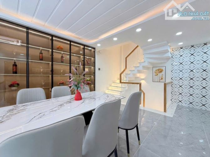 Nhà mới đẹp full nội thất, Trương Hoàng Thanh quận Tân Bình 52m2, 5 tầng mới - 3