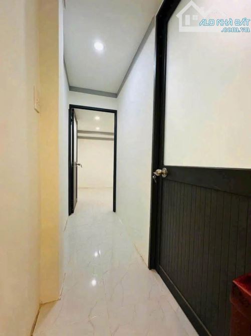 Chú Bảy gửi bán căn nhà ở  Huỳnh Thị Mài ,Tân Hiệp, Hóc Môn. DT 80m2, giá 930 triệu, Sổ Hồ - 3