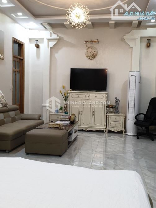 BÁN BIỆT THỰ ĐẸP 2 LẦU_GẦN BIỂN BÃI SAU_KT 8x20M_KHU KIÊN TẠO_VŨNG TÀU_GIÁ 23,5 TỶ - 3