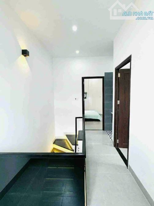 NHÀ 2 TẦNG FULL NỘI THẤT – CÁCH ĐƯỜNG HÙNG VƯƠNG 50M – SÁT BIG C - CHỈ NHỈNH 3 TỶ - 3