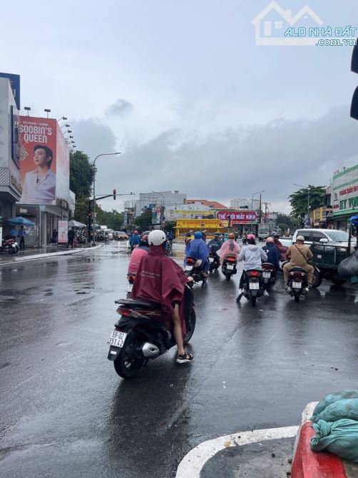 BÁN NHÀ MT Thoại Ngoc Hầu, Tân Phú 2 tầng 108m2(4x27). Kinh doanh đỉnh. Giá chỉ 10,2 tỷ. - 3