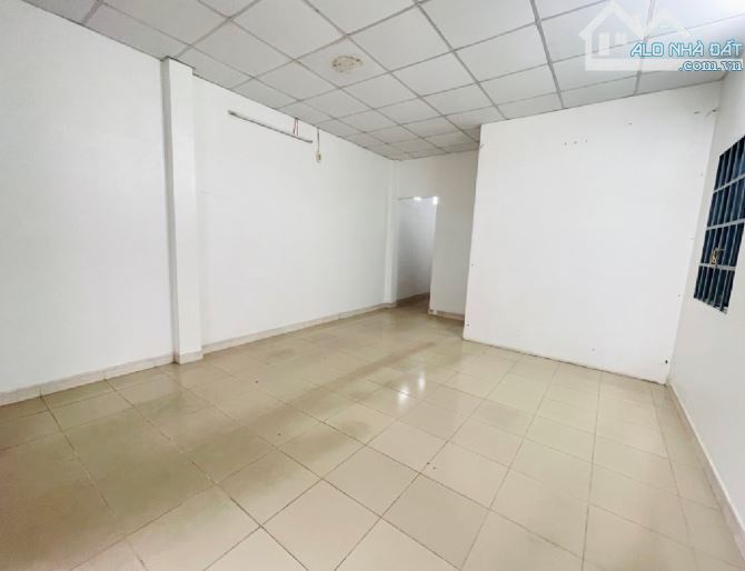 NHÀ CẤP 4 HIỆP THÀNH – QUẬN 12 – 82M² – HẺM XE TẢI – SÂN ĐẬU Ô TÔ RỘNG - 3