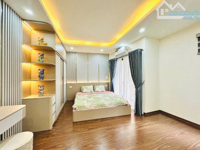 Bán nhà Thái Thịnh, ngõ rộng, 30m ô tô, 7T thang máy, tặng full NT xịn, 40m2, giá 14 tỷ - 3