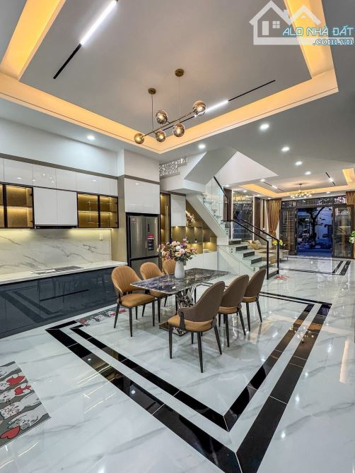 Nhà 2 lầu mới full nội thất đường D15 Hồng Loan giá 5 tỷ 800tr (Thương lượng) - 3