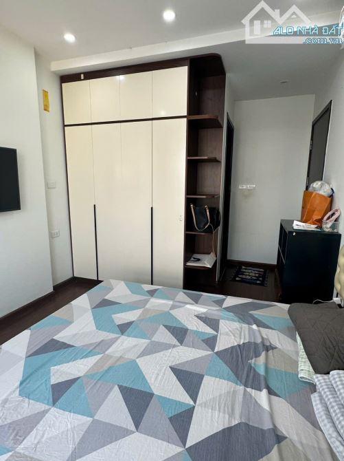 Cho thuê chung cư 90 Nguyễn Tuân, 3 ngủ 96m2 full đồ có slot oto 18 triệu - 3