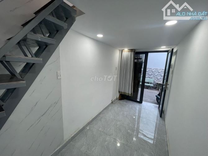Cần ra căn nhà ở Nguyễn Thị Tần,hẻm xe hơi,1T2L,SHR,gần Cầu Chữ Y,giá chỉ 1T4 - 3