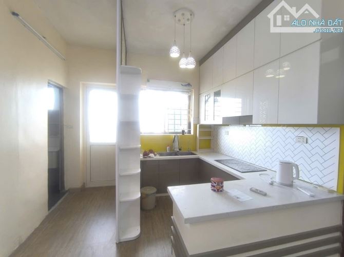 BÁN CHUNG CƯ THẠCH BÀN LONG BIÊN 70m, 2 PN, 2 WC NHỈNH 3 TỶ THOÁNG SÁNG GẦN AEON LONG BIÊN - 3