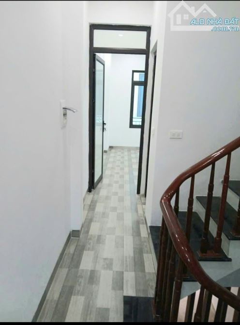 BÁN GẤP NHÀ TẢ THANH ƠI 33M 3,5 TẦNG VUÔNG VẮN Ở NGAY GIÁ CHÀO HƠN 2 TỶ - 3