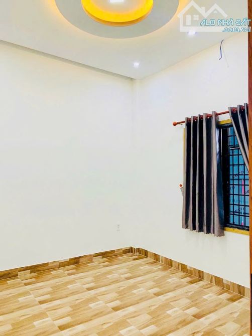 BÁN NHÀ 2 TẦNG – GẦN PHỐ CỔ HỘI AN – 102.5 M – KIỆT RỘNG 4M ÔTÔ VÀO TẬN NHÀ – GIÁ 3,x TỶ - 3