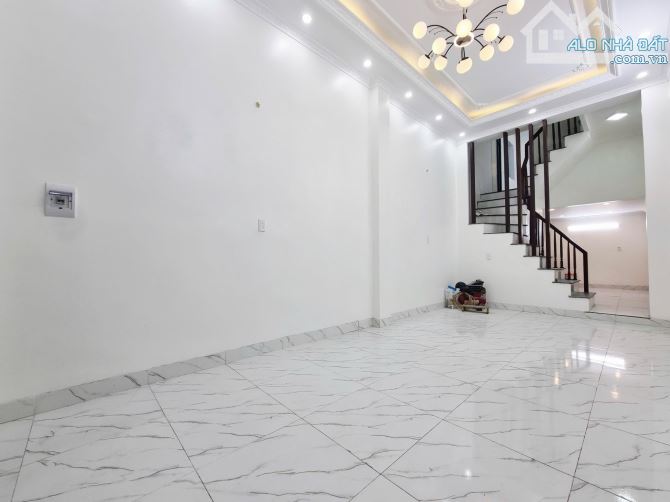 BÁN NHÀ TRẦN HUY LIỆU, SAU 1 NHÀ NGÕ Ô TÔ CHẠY THÔNG , 52M2, 2 TỶ 050 TRIỆU - 3