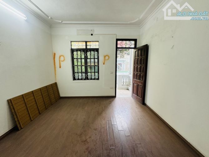 Bán Nhà Phùng Chí Kiên 54m2 - Ô Tô tránh - Ngõ Thông chỉ hơn 17 tỷ - 3