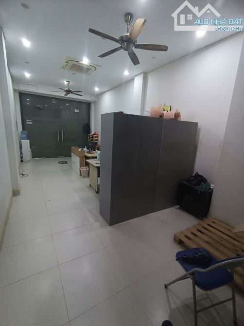 Cho thuê nhà Vũ Trọng Khánh - Mỗ Lao. DT 55m2, 7 tầng, thang máy, điều hòa âm trần - 3