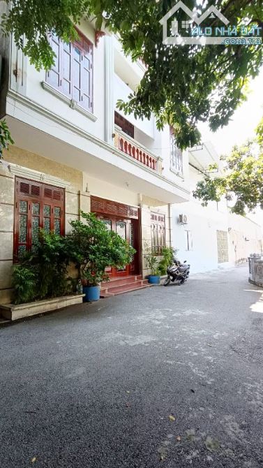 4.8 tỷ/80 M2/9.3 M tiền/4 tầng/ Kim Thiều / Hương Mạc.Ô tô Chánh - 3