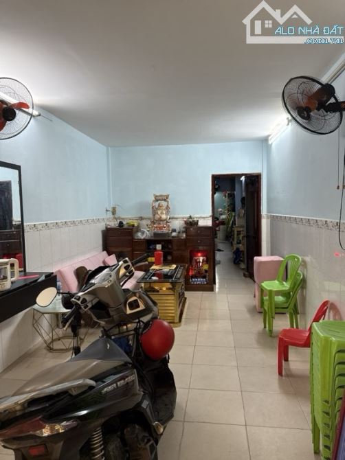 BÁN NHÀ QUẬN 10 ĐƯỜNG 3tháng2 BÊN HADO CENTROSA. HẺM NHỰA 6m,DT 59m2-3TẦNG- GIÁ 9,99 tỷ - 3