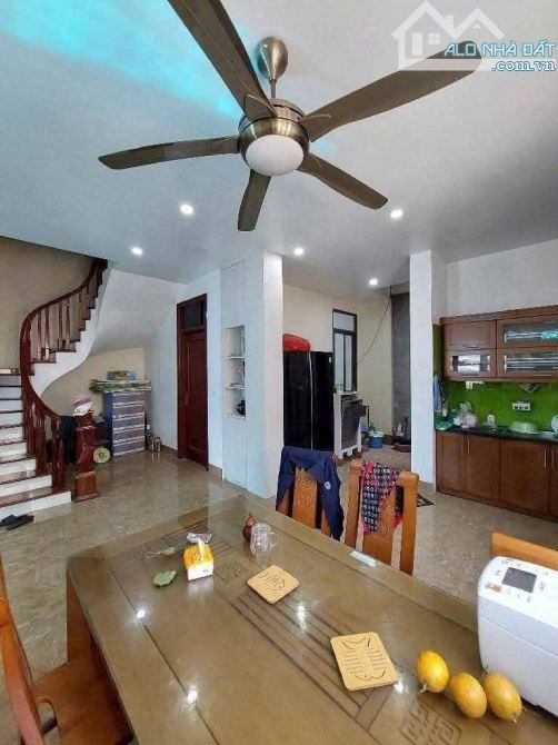 Căn biệt thự 3 tầng Tự Khoát, Ngũ Hiệp  Thanh Trì ,Diện tích: 125,2m (sổ đỏ 130m) - 3