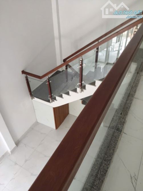💥🏡🍁TUYỆT PHẨM 2 TẦNG TÔ HIỆU ĐẸP LONG LANH. 62M2. NGANG 6,4M. GIÁ CHỈ 3,15 TỸ. - 3