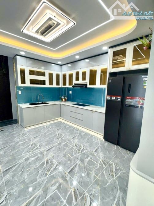 4❌18m, BÁN NHÀ 2 TẦNG, ĐƯỜNG 10M THÔNG, TCH, Q.12, 5 TỶ HƠN - 3