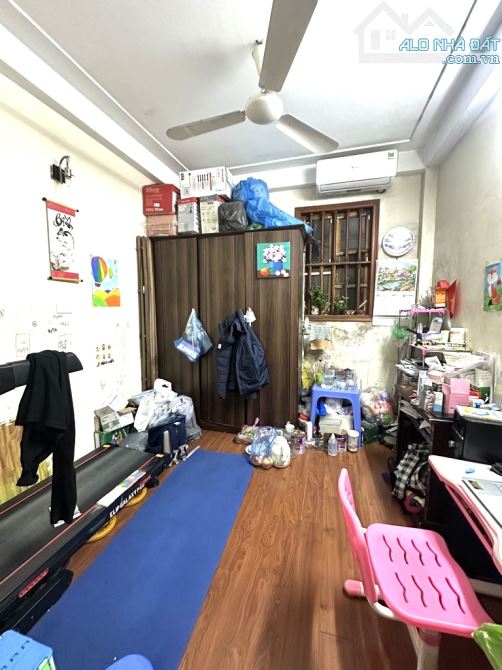Bán đất tặng nhà 4 tầng , 4 ngủ  ô tô 7 chỗ vào nhà , ở phố Lương Khánh Thiện - Tân Mai , - 3