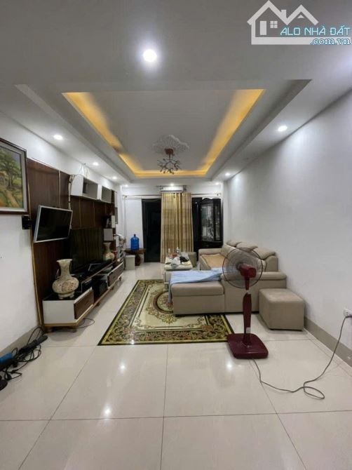 CỰC HIẾM – HOÀNG VĂN THÁI – LÊ TRỌNG TẤN 35m² – 5 TẦNG – Ô TÔ TẬN NHÀ – GIÁ NHỈNH 12 TỶ - 3