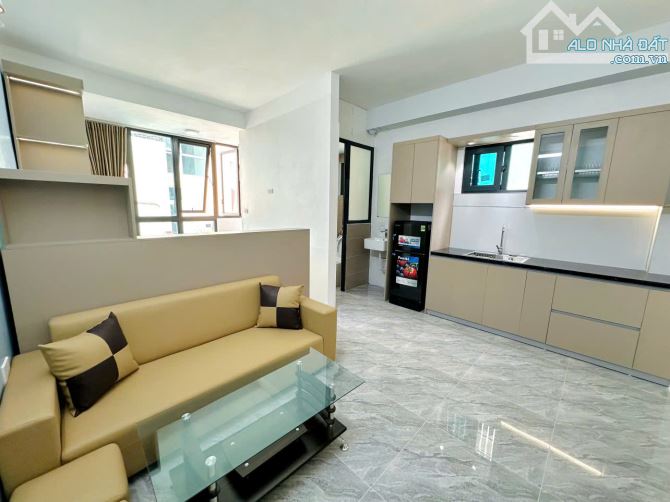 Cho Thuê CCMN 136 Chùa Láng Đống Đa 30m2 Studio Cửa Sổ Ban Công Giặt Riêng Thang Máy 14P - 3