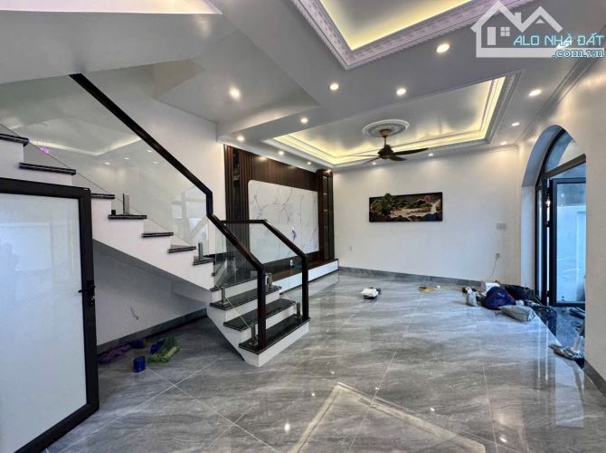 Bán căn 3 tầng tại Thiên Hương gần KCN tiện ích vô vàn ô tô đỗ cửa 68m giá chỉ 2,7x tỷ - 3