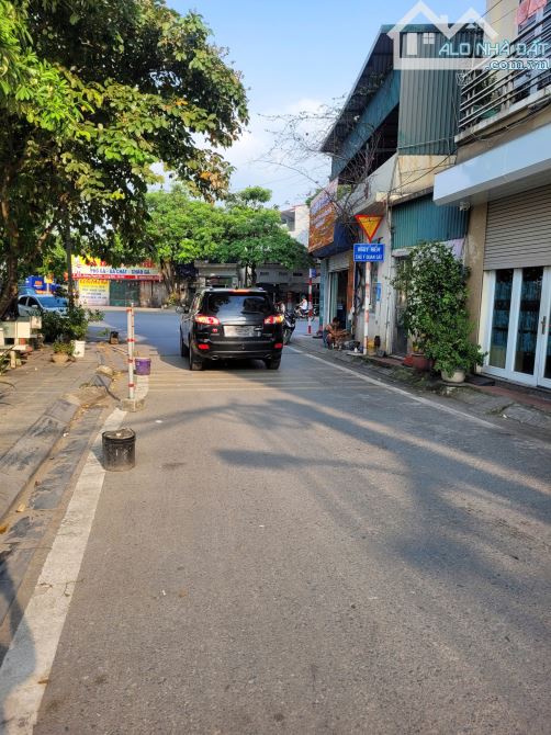 Hàng hiếm nhà 50m2 full nội thất mới, ô tô đỗ cửa, 100m ra hồ Thạch Bàn giá hơn 2 tỷ - 3