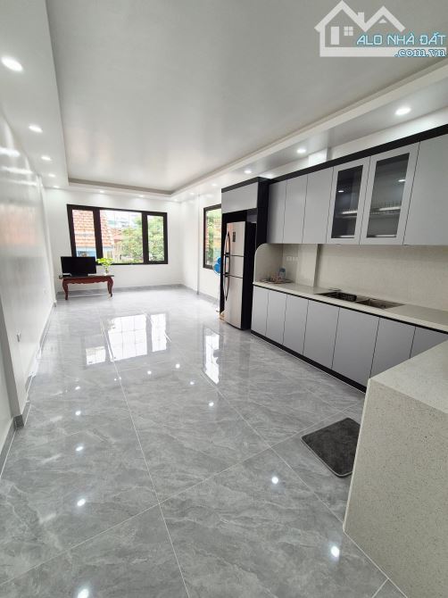 Ngõ 73 Nguyễn Trãi 6 tầng thang máy, gara ô tô 62m đẹp long lanh 20.5 tỷ. - 3