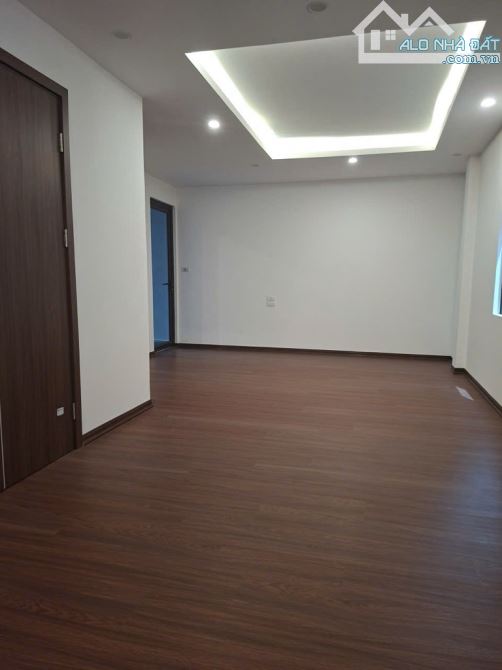 🏠 Đức Giang – 58m² – 5 tầng – giá hơn 6 tỷ 💥 Nhà dân xây chắc chắn, ở ngay - 3