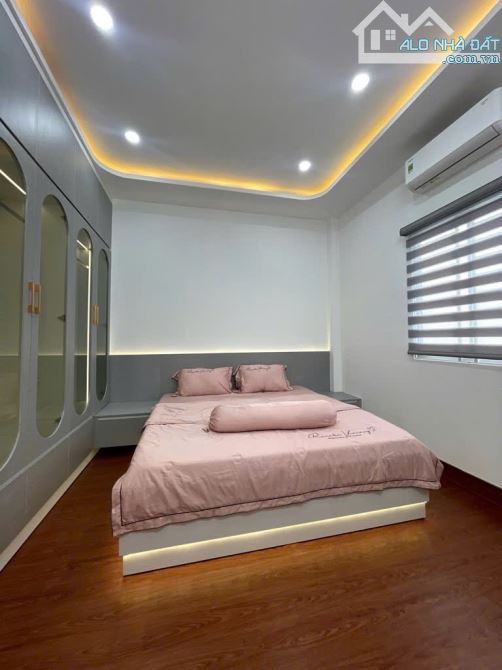 NHỈNH 6 TỶ - 60M2 NGANG 4M - HẺM 5M THÔNG - 3 TẦNG - MỚI ĐẸP - HUỲNH TẤN PHÁT - PHÚ THUẬN - 3