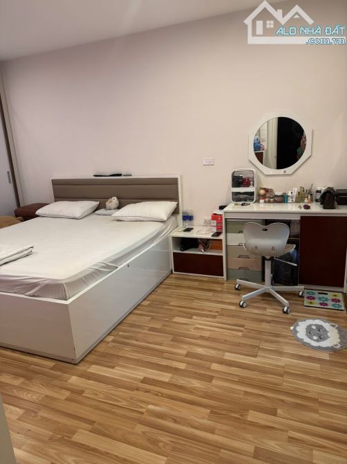 CẦN BÁN CĂN CHUNG CƯ 80M CT7D KDT Dương Nội ,Hà Đông GIÁ 5.2 Tỷ - 3